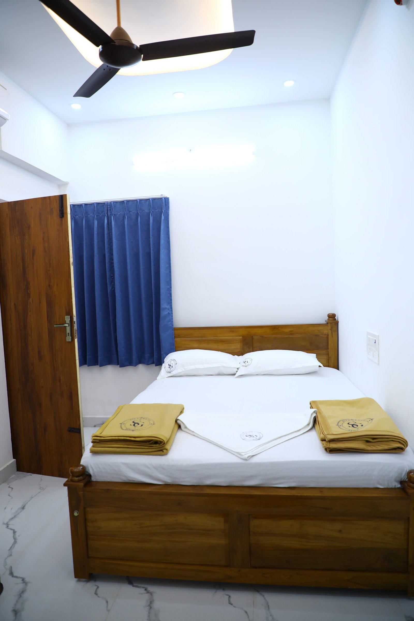 Single Cot Room